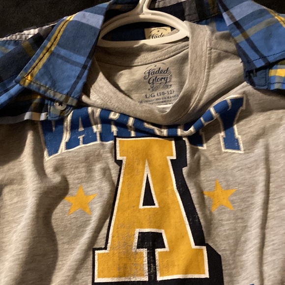 Boys button down shirt and t-shirt.  Size Large 10-12 - Picture 2 of 7